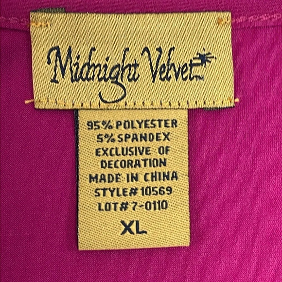 NWOT Midnight Velvet Fuchsia Sequin Embroidered Wide Bell Sleeve Blouse … - Picture 11 of 14